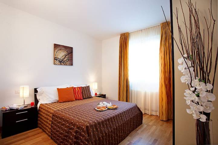 Ganze Wohnung, Apartments mit Pool in brandneuer Residenz - 84316 für 6/8 Personen (3 Schlafzimmer) in Tremezzo, Gemeinde Tremezzina