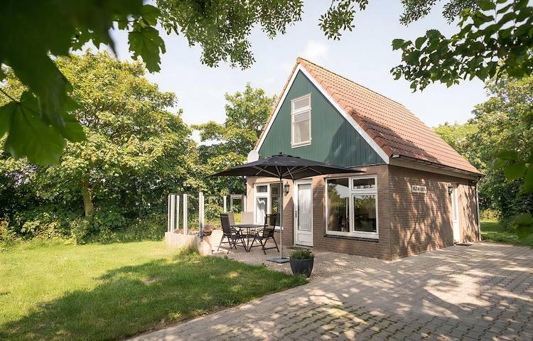 Bungalow für 4 Personen, mit Garten und Terrasse, mit Haustier - 1