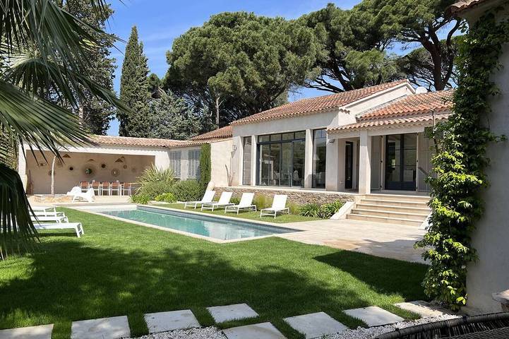 Villa pour 10 personnes, avec terrasse et jardin à Saint-Tropez