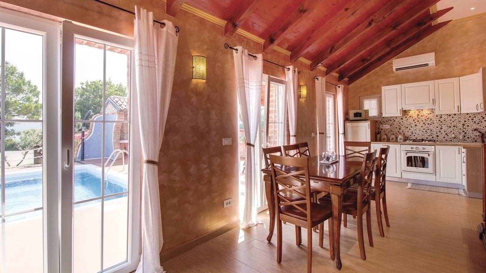 House Victoria by Villas Guide in Nerezine, Kvarner Inseln