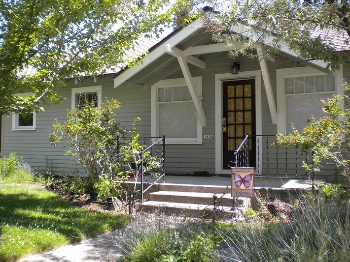 Vacation rental for 5 people, with yard in Bend