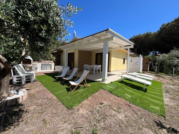 San Pietro Green – Welcoming holiday home 150 metres from the sea in San Pietro a Mare, Valledoria