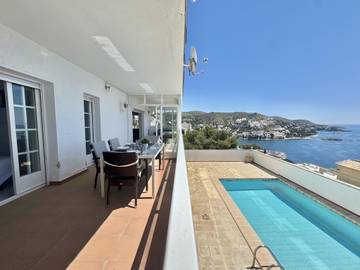 Vacation Apartment for 4 Guests in Roses, Costa Brava, Picture 1