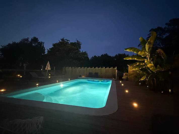 Location de vacances pour 2 personnes, avec jacuzzi ainsi que piscine et balcon dans Lavau-sur-Loire - 4