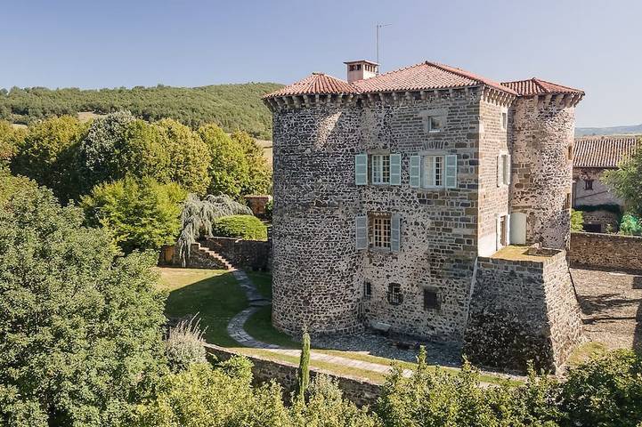 Château pour 13 personnes, avec Jardin en Haute-Loire