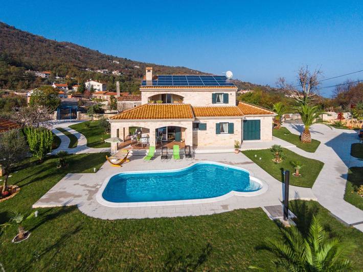 Ferienhaus für 10 Personen, mit Garten und Balkon sowie Sauna in Moscenicka Draga