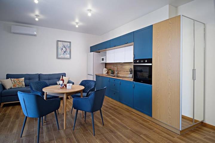 Apartamento para 4 personas, con Balcón además de Terraza y Vistas en Odesa