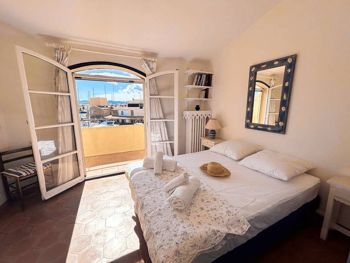 Maison à Port Grimaud avec Wifi et amarrage privé, proche plage in Port Grimaud, Grimaud