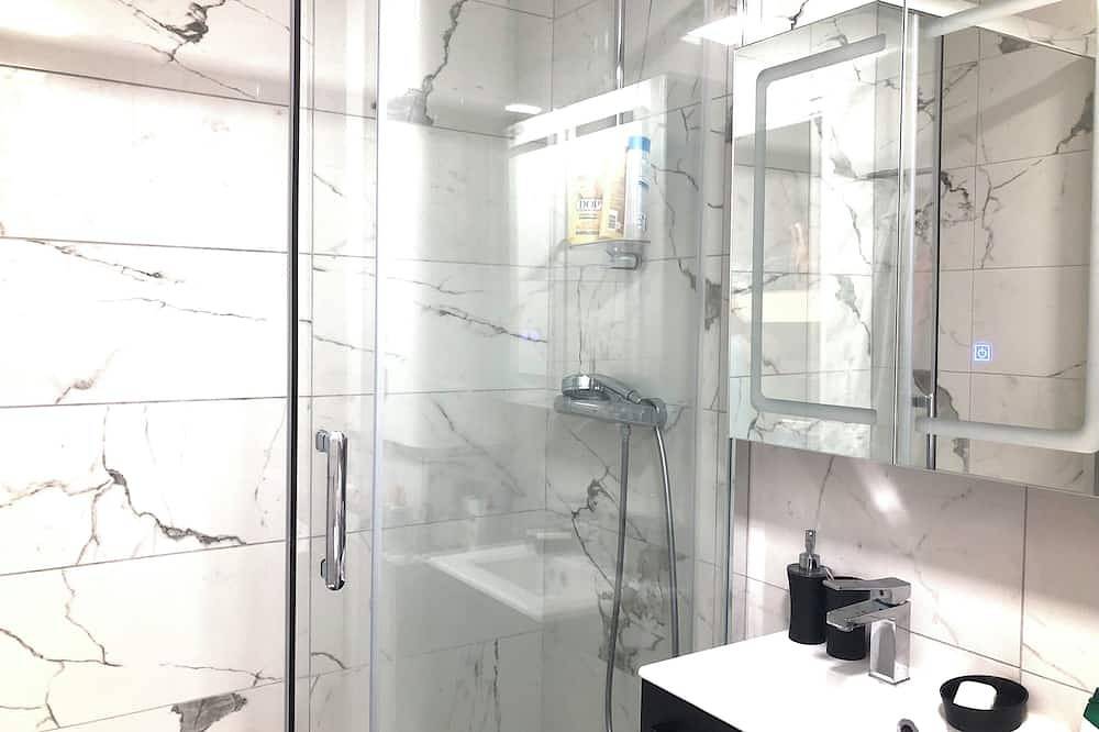 Ganze Wohnung, Very nice modern studio!.feet in the water near Monaco and Italy! in Roquebrune-Cap-Martin, Nizza und Umgebung