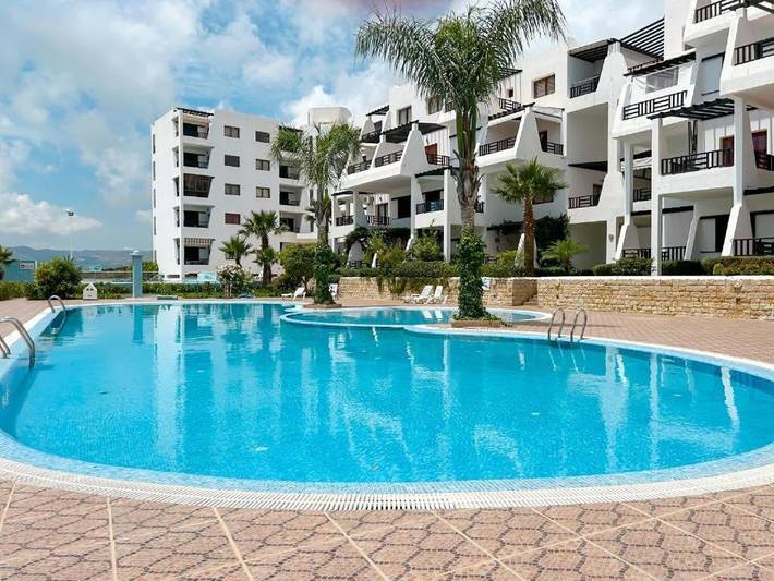 Apartamento de vacaciones para 4 personas, con terraza y jardín además de piscina y vistas - 1