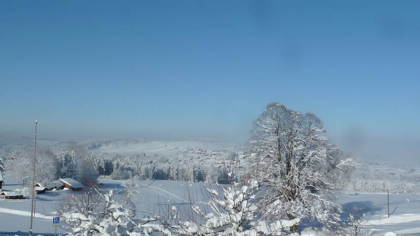 Ganze Wohnung, Ferienwohnung Panorama mit Balkon, Fernsicht und WLAN in Bad Kohlgrub, Bayerische Alpen