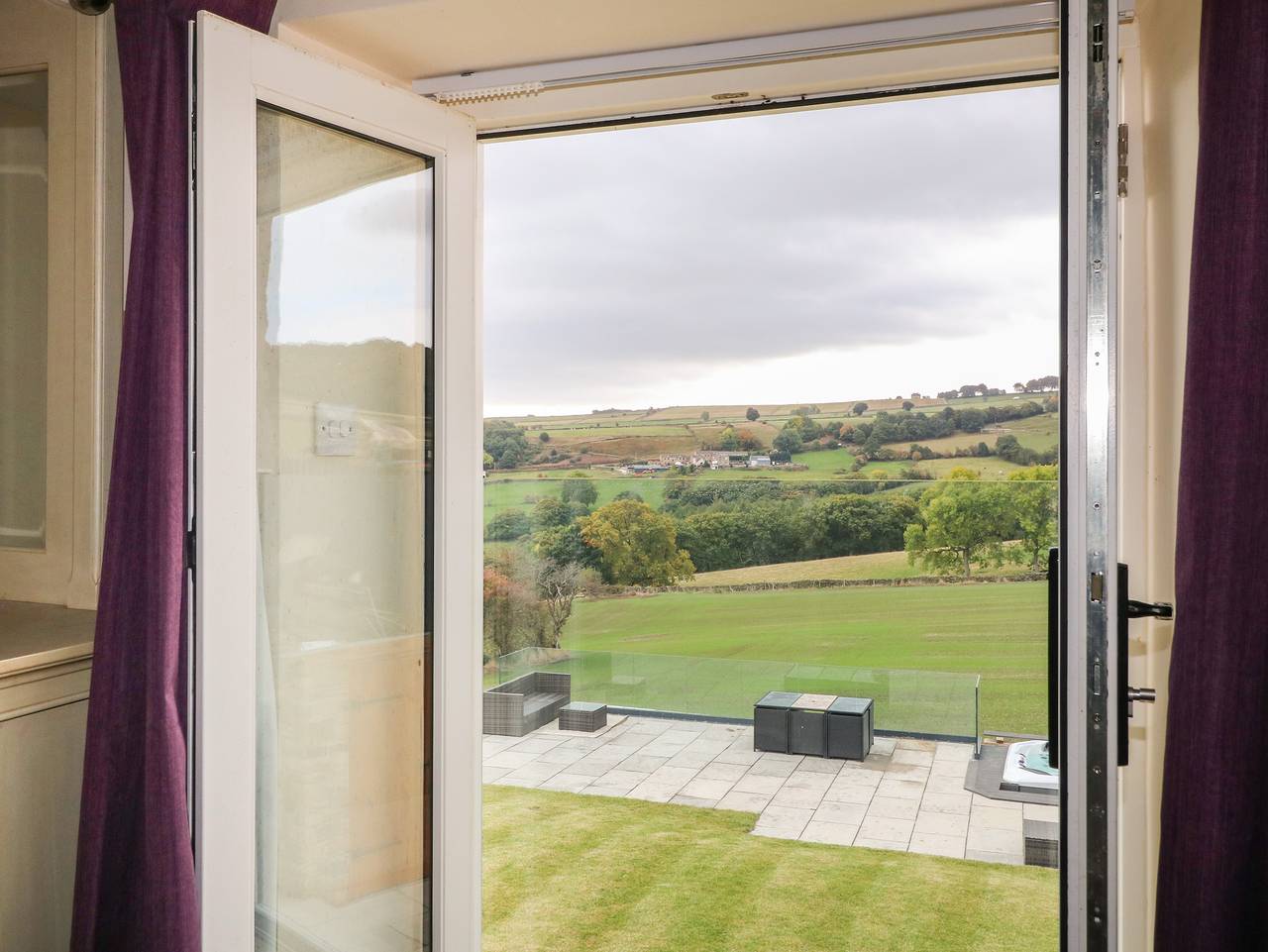 Top Hill Farm Cottage in Sheffield, South Yorkshire