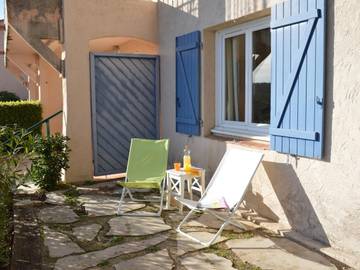 Appartement De Vacances pour 5 Personnes dans Roquebrune-sur-Argens, Région de Draguignan, Photo 1