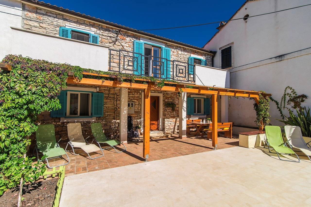 Ferienhaus Dina Valbandon
 in Valbandon, Fazana