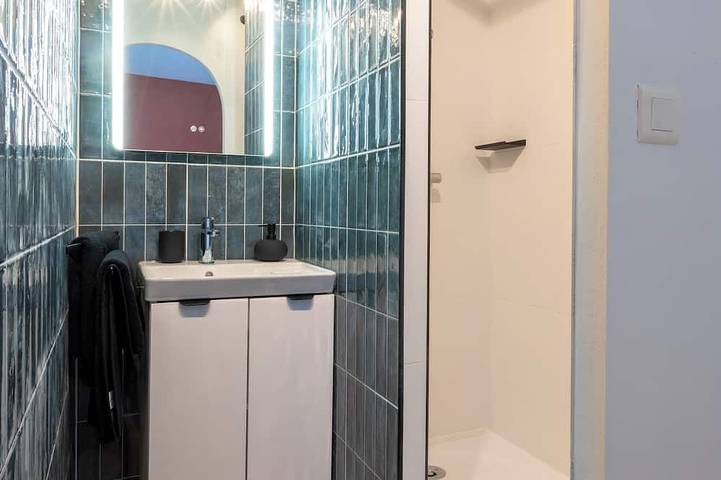Ganze Wohnung, Cozy, fully renovated one-bedroom apartment in the heart of the medieval city in Montluçon, Montluçon und Umgebung