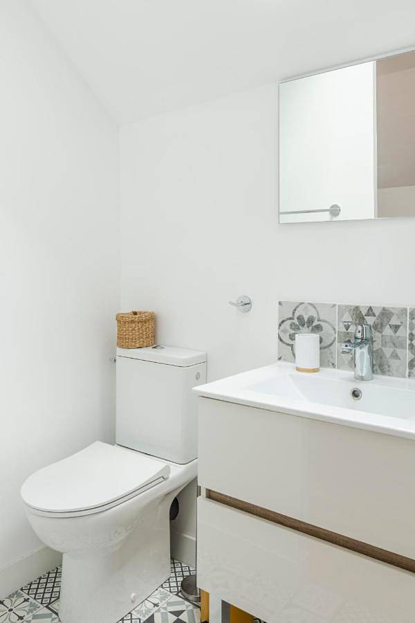 Appartement entier, Chambre, proche Rer B, Paris Saclay dans une colocation in Gif-sur-Yvette, Parc naturel régional de la Haute Vallée de Chevreuse