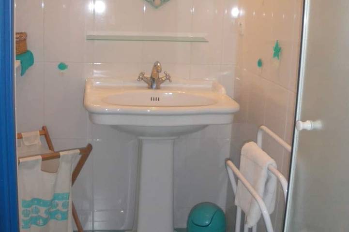 Location de vacances pour 2 personnes, avec jacuzzi ainsi que terrasse et jardin à Saint-Pabu - 2