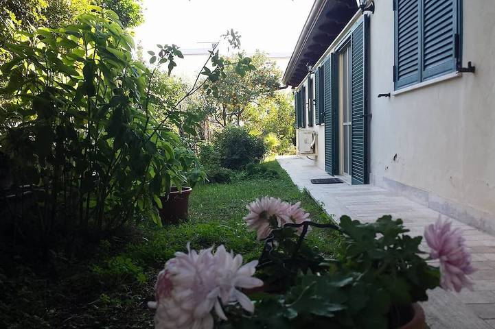Ferienhaus für 6 Personen, mit Terrasse und Garten
