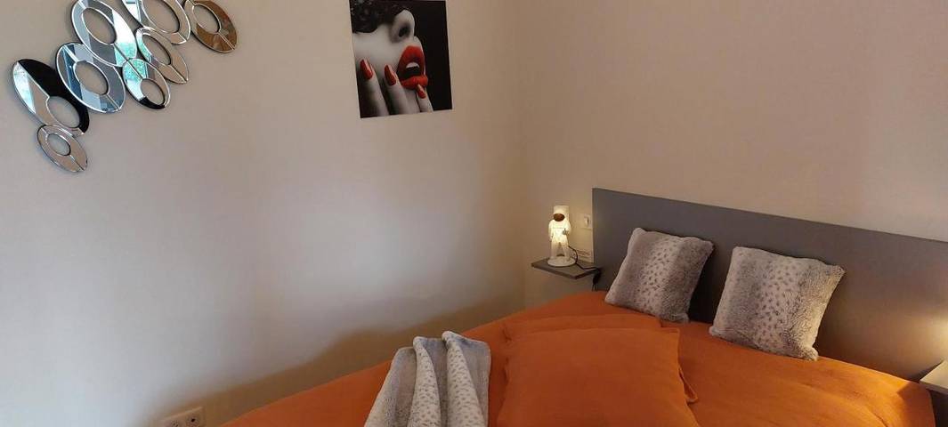 Location de vacances pour 4 personnes, avec vue et jardin à Échiré - 3