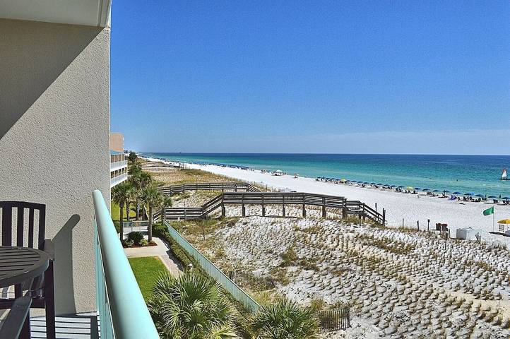 Vacation rental for 6 people, with hot tub and pool as well as balcony in Okaloosa Island