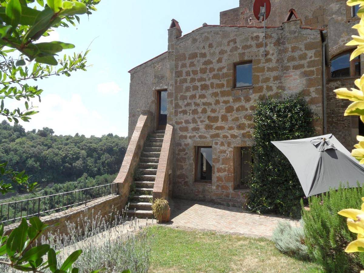 Un giardino nel tufo in Pitigliano, Province de Grosseto