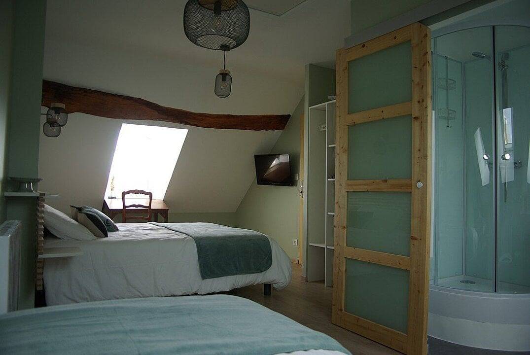 Chambres d'hôtes "la Vieille Tour" - Chambre 3 in Savigny-le-Sec, Région de Dijon