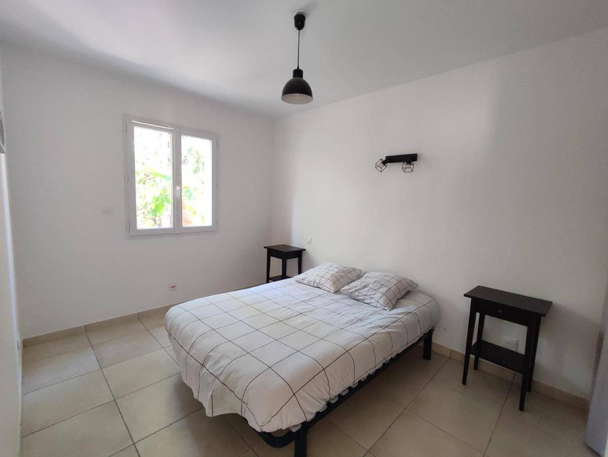 Villa en Provence avec piscine privée proche d'Avignon in Sauveterre, Région de Nîmes