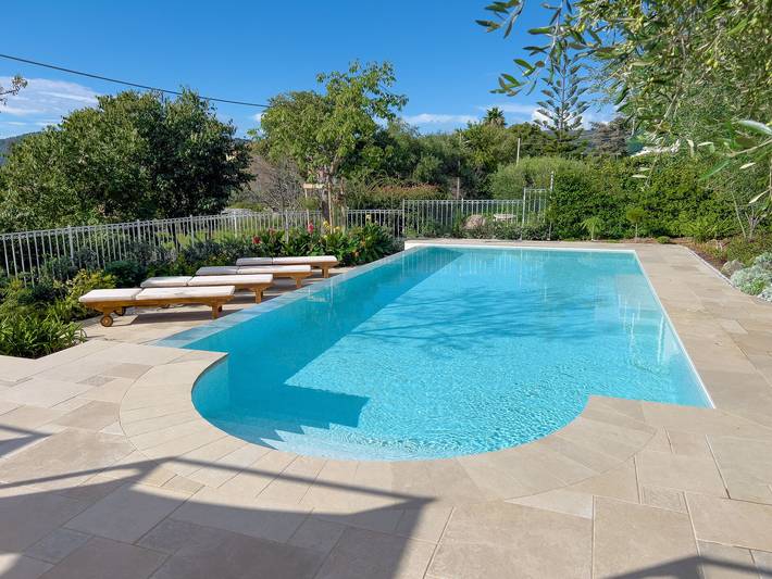 Villa für 12 Personen, mit Garten und Pool sowie Balkon in Ligurien - 3