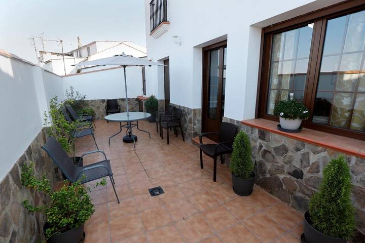 Casa rural para 11 personas, con vistas y terraza, Se admiten mascotas en Tentudía - 4