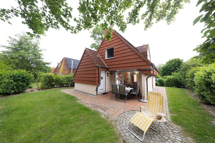 Ferienhaus für 6 Personen, mit Ausblick und Garten in Dorum - 2