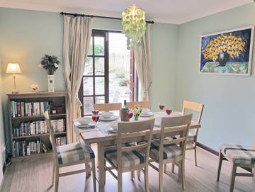 Holiday Rental for 7 People in Broad Haven, Pembrokeshire, Photo 2