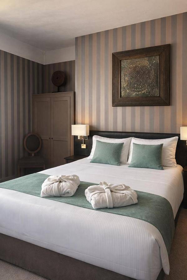 Hôtel pour 4 personnes, avec jacuzzi et jardin à Seclin - 2