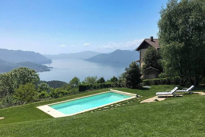 Villa für 7 Personen, mit Garten und Balkon, mit Haustier