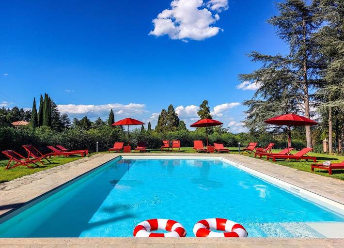 Resort per 2 persone, con giardino e piscina in Umbria
