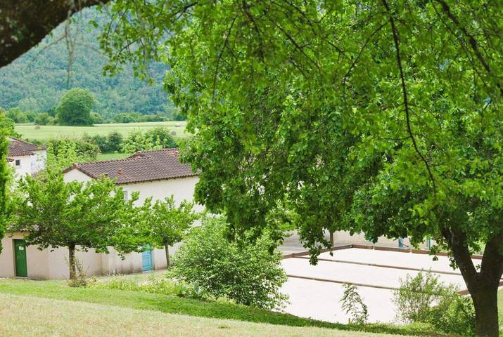 Parc de vacances pour 8 personnes, avec piscine et jardin ainsi que terrasse et bassin pour enfant dans le Lot - 2