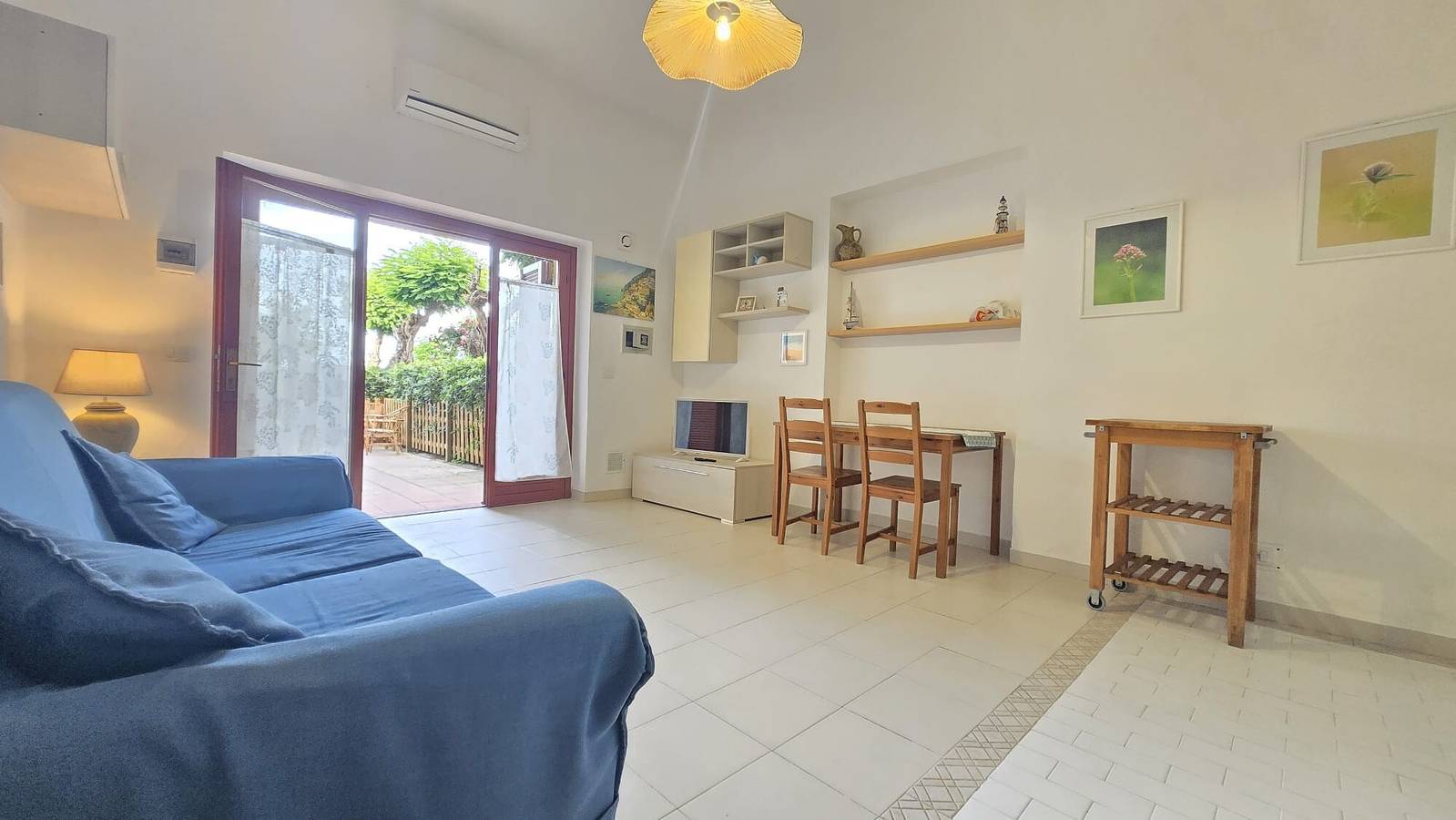 Appartamento intero, Appartamento 'Stella Di Mare Beach' con Vista Mare, Terrazza Privata e Aria Condizionata in Naregno, Isola d'Elba
