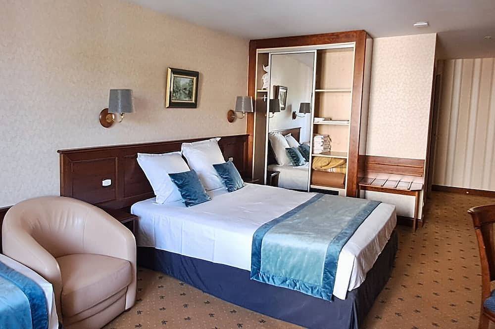 Apartamento entero, 2/3-person apartment in historic town center, close to shops and entertainment, in Montreuil (Paso de Calais), Montreuil und Umgebung