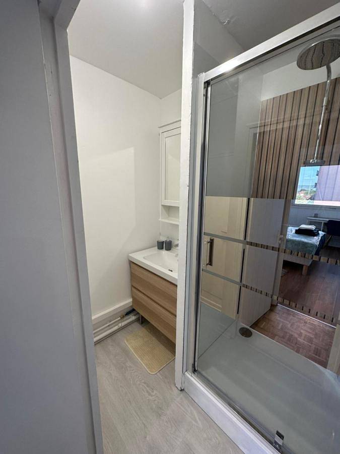 Gîte pour 6 personnes, avec vue et balcon à Saint-Étienne-du-Rouvray - 3