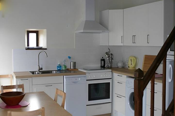 Gîte pour 5 personnes, avec terrasse, animaux acceptés à Caurel - 3