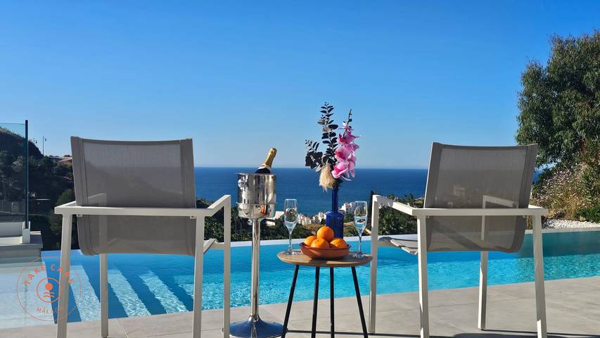 Villa voor 6 personen, with sauna and whirlpool as well as tuin and terras in Torrox Costa