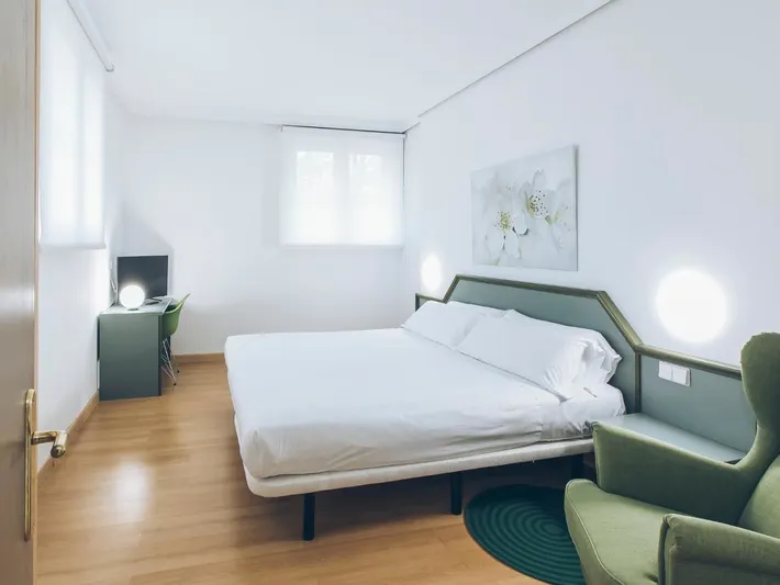 Hotel für 10 Personen, mit Garten und Terrasse - 1