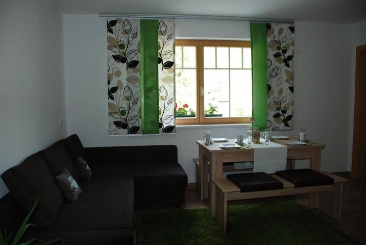 Ferienwohnung für 5 Personen, mit Terrasse und Garten sowie Ausblick in Hüttschlag - 4