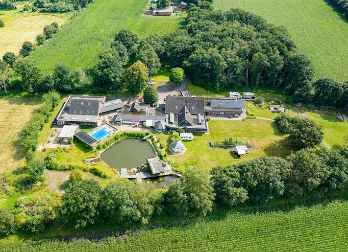 Ferienhaus für 2 Personen, mit Whirlpool und Terrasse sowie Garten und Sauna in Beverstedt