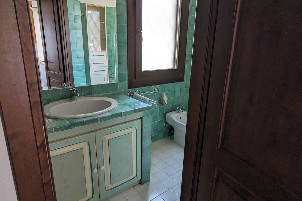 Casa Singola Immersa nel Verde con Vista Mare in Porto San Paolo, Loiri Porto San Paolo