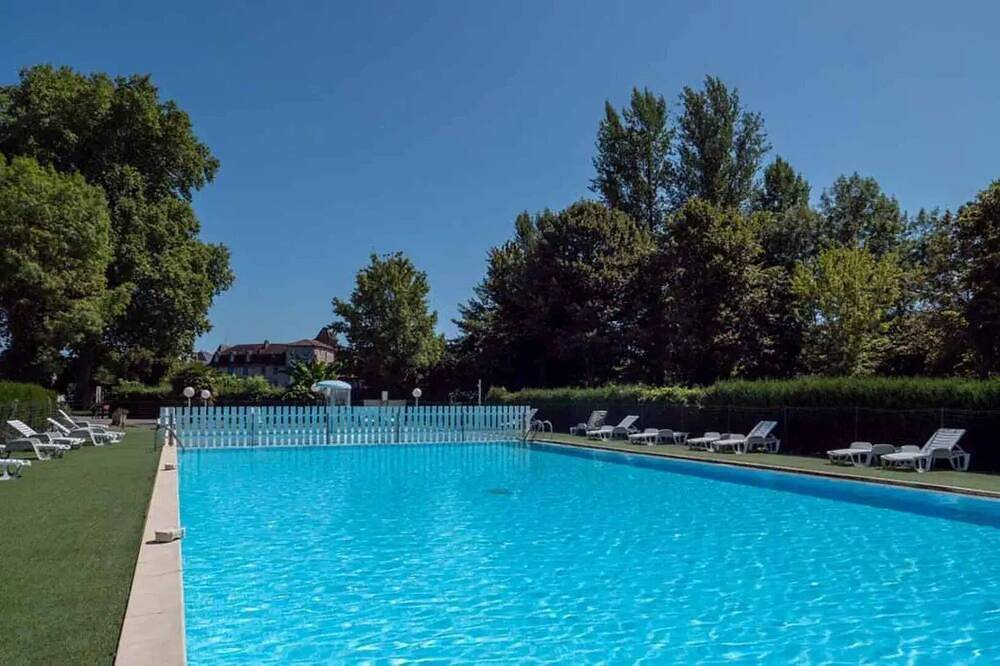 Camping 3 étoiles - Parc aquatique - ccbgbba in Bretenoux, Lot