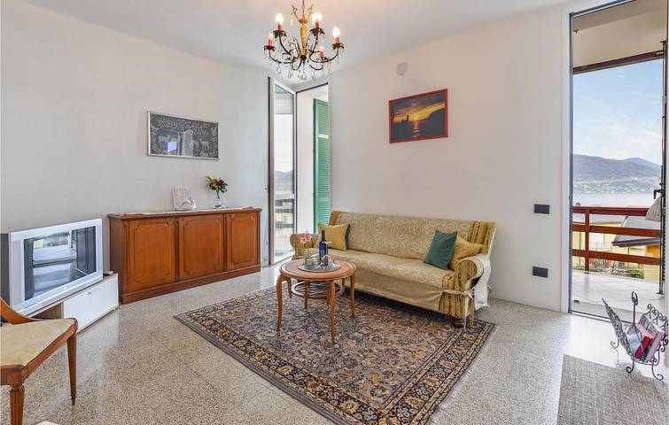 Gîte pour 4 personnes, avec terrasse dans Baveno - 3