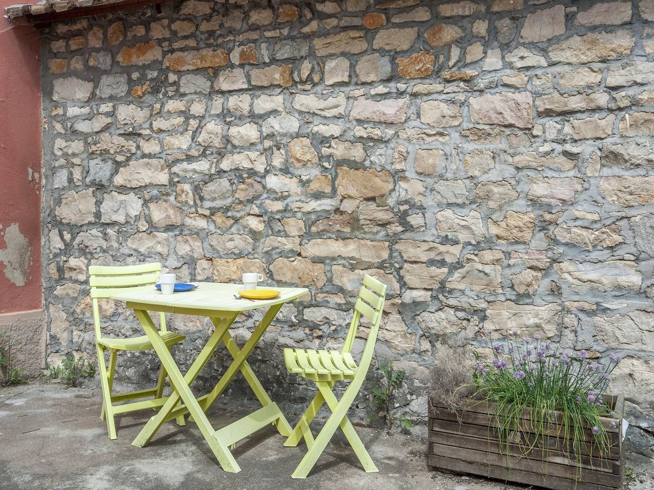 Apartamento entero, Cómodo apartamento en Belfort con terraza in Belfort, Territorio de Belfort
