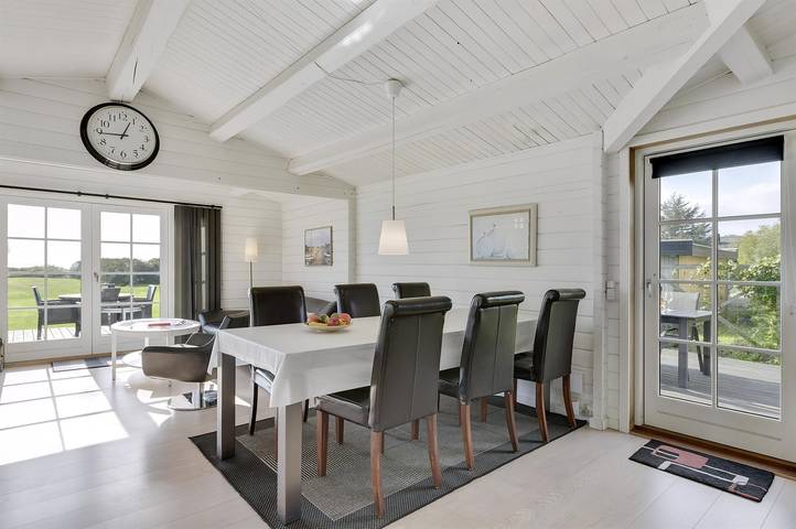 Ferienhaus für 6 Personen, mit Whirlpool und Terrasse sowie Garten in Juelsminde - 4
