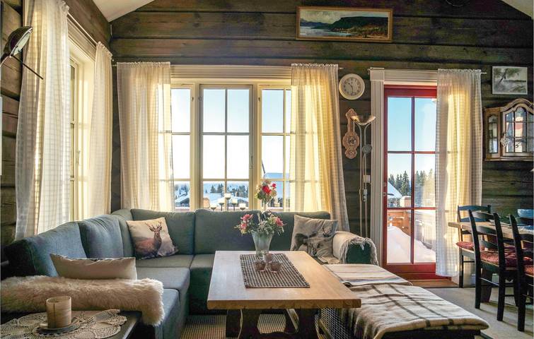 Ferienhaus für 7 Personen mit Terrasse in Sjusjoen, Ringsaker