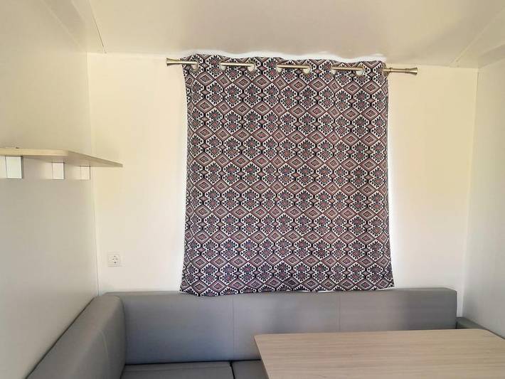 Camping La Résidence d'été - Mobilheim 6 personen - Cottage Premium Clim - 29 m² - 2 Zimmer - 4/6 pers - Klimaanlage & Plancha in Saint-Remèze, Privas (arrondissement)